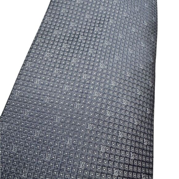 Louis Vuitton Silk Tie - Picture 3 of 5